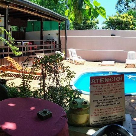 Hostel & Posada Noelia Puerto Iguazú Buitenkant foto